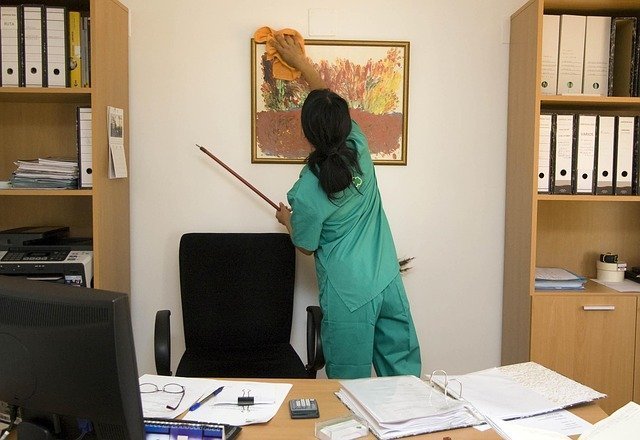 gallery/cleaning-1909978_640